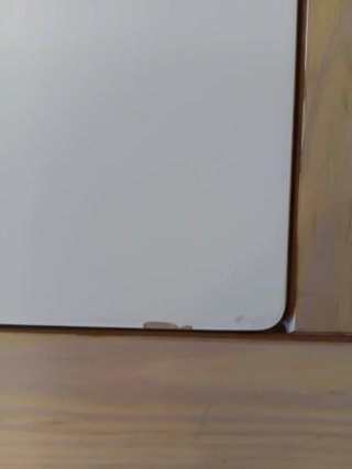 Mesa Flisat Ikea y Silla Mammut