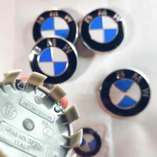 PACK 7 EMBLEMAS BMW - TAPABUJES BMW 68mm ANAGRAMAS