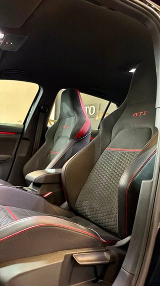 Volkswagen Golf 2022