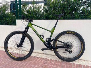 Berria Mako 8.1 Talla L Carbono