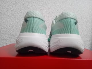 New Balance Fresh Foam X 880v15 Mujer