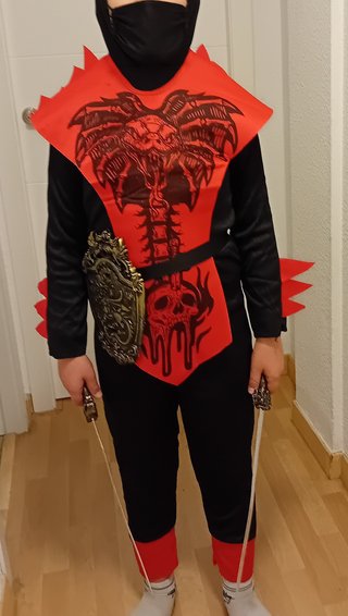 Disfraz Ninja Rojo y Negro