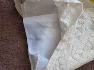 Tuta corta bianca con pizzo