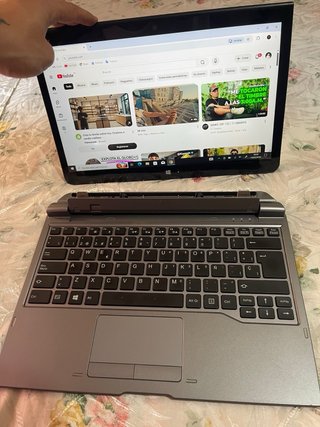 Ordenador Portátil Convertible Fujitsu