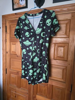 Mono pijama mujer alienígena talla L