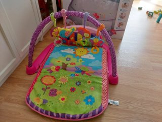 Gimnasio musical para bebés