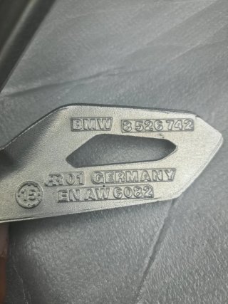 Soporte Posapiés BMW