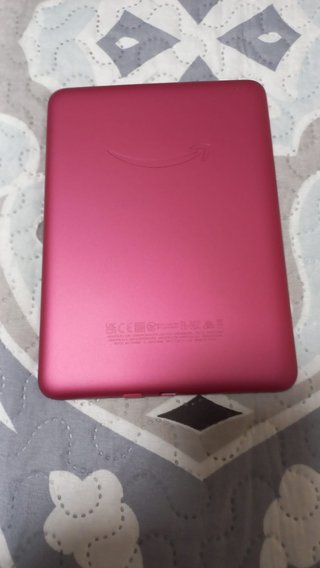 Kindle Paperwhite 12  32GB Signature Edition