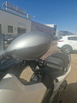 BMW C600 Sport Maxi Scooter Plata/Blanco