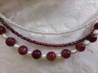 Collana 3 fili granato naturale perle