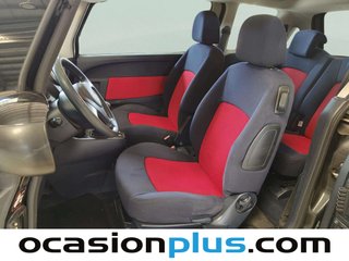 Peugeot 1007 1.4 Urban 55 kW (75 CV)