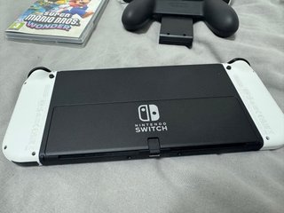 Nintendo Switch OLED Bianca + Mario Wonder