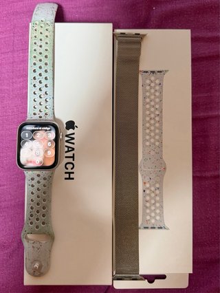 Apple Watch SE 44mm GPS + Cellular
