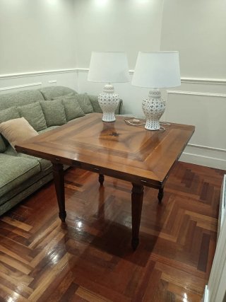 Mesa de comedor extensible de madera de cerezo