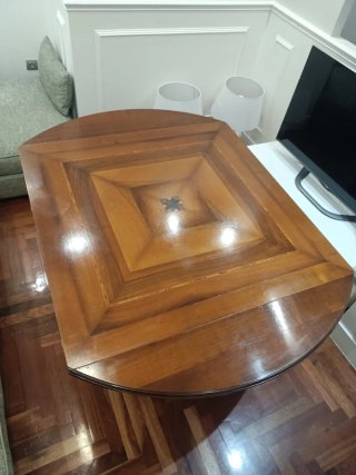 Mesa de comedor extensible de madera de cerezo