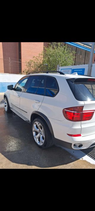 BMW X5 2011