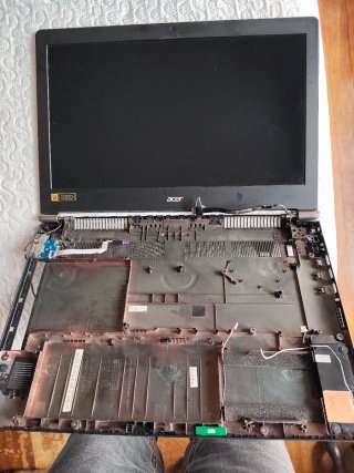 Pantalla de portatil de 17"