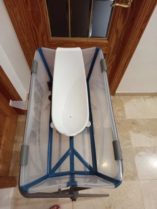 Bañera Stokke Flexi Bath con soporte
