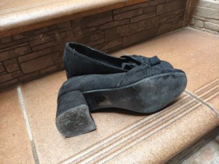 Zapatos negros con lazo talla 38