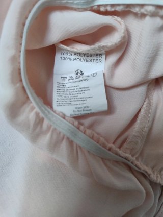 Blusa rosa pastello con volant Papillonne - M