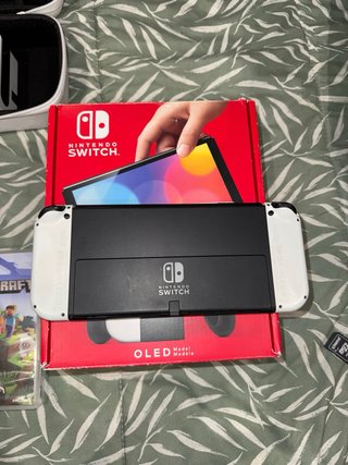 Nintendo Switch OLED Bianca 64GB
