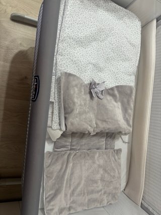 Minicuna colecho Chicco + Silla coche regalo