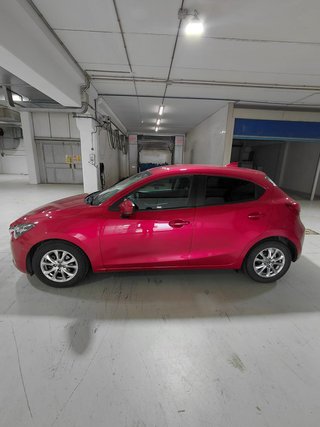 Mazda 2 2017