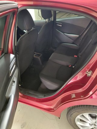 Mazda 2 2017