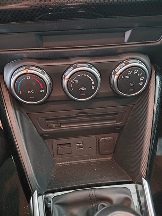 Mazda 2 2017