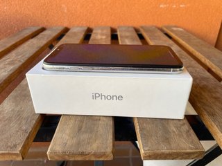 iPhone X 64GB Blanco + Caja Original