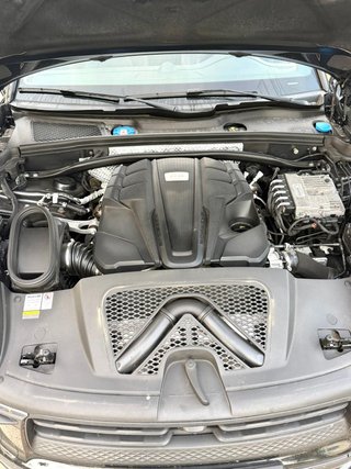 Porsche Macan GTS V6 Negro