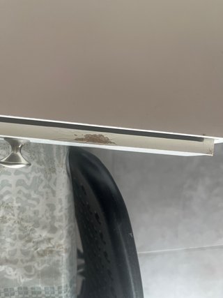 Mobile bianco con cassetti