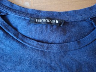 Maglietta donna blu con dettagli in pizzo