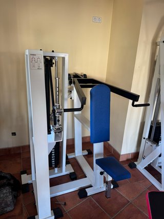 Se vende lote completo de musculación y fuerza