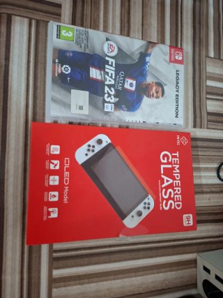 Nintendo Switch OLED Blanca y Negra