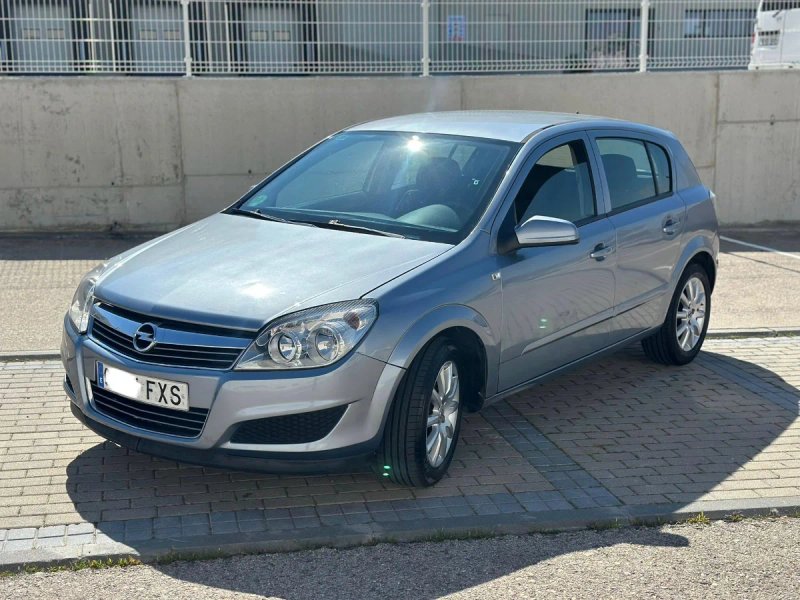 Opel Astra 1.6 16v Enjoy / Enjoy Easytronic 2007, foto 2