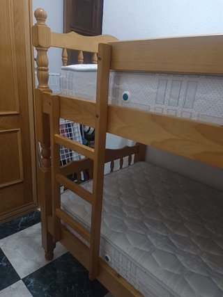 Letti a castello in legno (2 letti singoli) nuovi
