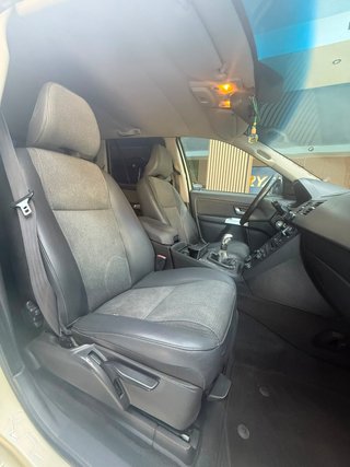 Volvo XC90 2006