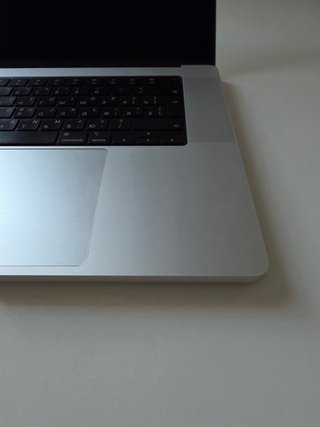 MacBook Pro 16 M1 Pro 2021 16GB 512GB Plata