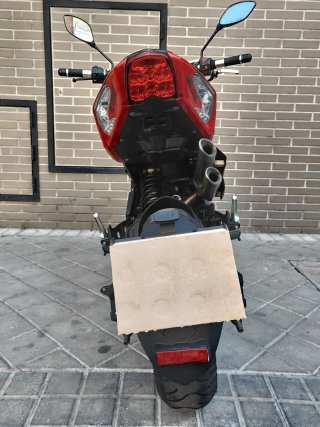 Benelli TNT 125 - 2018