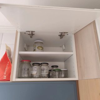4 armarios de almacenaje de pared blancos