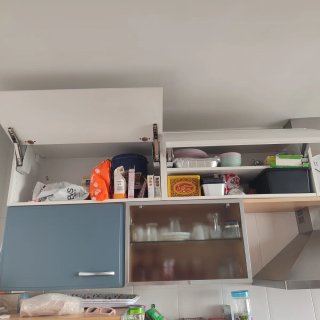 4 armarios de almacenaje de pared blancos