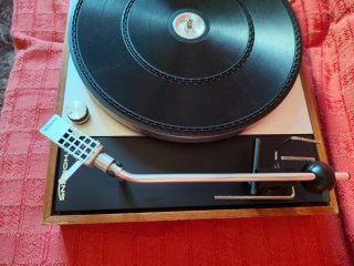 Tocadiscos Thorens