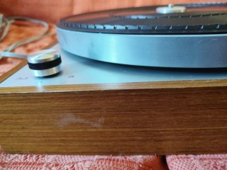 Tocadiscos Thorens