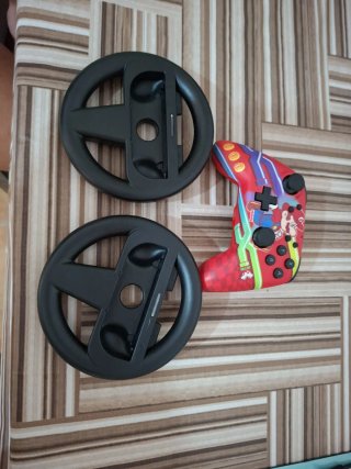 Mando Pro Switch + 2 Volantes