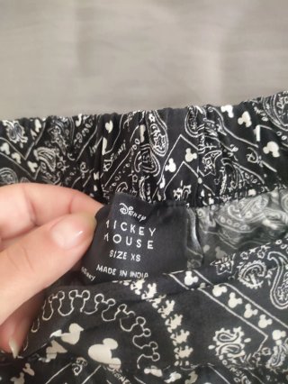 Pantalón corto estampado Mickey Disney