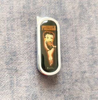 Mechero encendedor BETTY BOOP metálico cromado