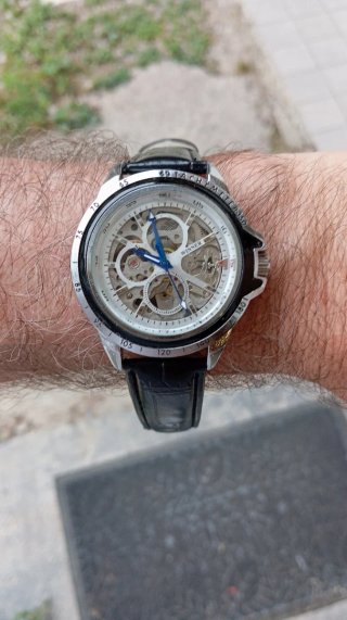 Orologio automatico Winner scheletrato