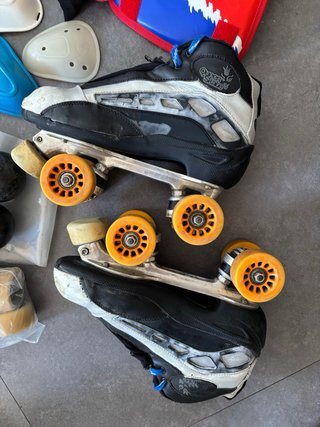 Patines Hockey (Hoquei), Protecciones y Material