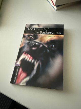 Oxford Bookworms Library: Stage 4: The Hound of...